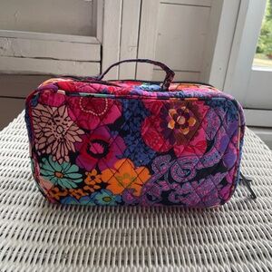 VERA BRADLEY Cosmetic | Makeup | Travel  Bag - Like new!